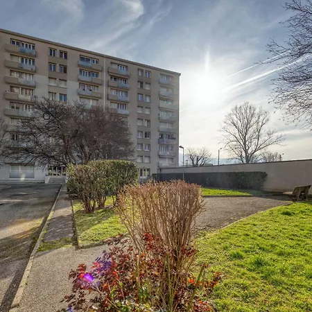 Le Liberation - Lesdigueres - Rocade Apartment *
